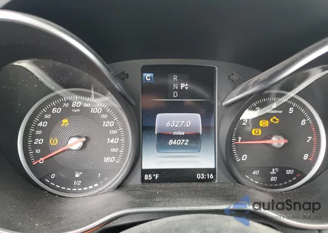 2017 Mercedes-Benz C 300 z USA, uszkodzony, nr VIN WDDWK4JB4HF531177